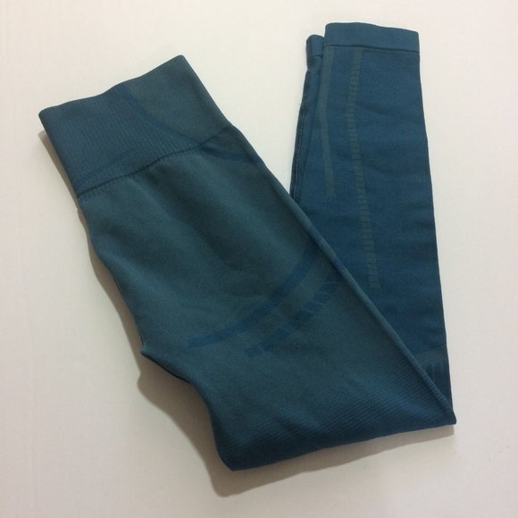 Gymshark Women's Geo Seamless Cropped Athletic Leggings Blue Green Tones Small - Picture 5 of 9